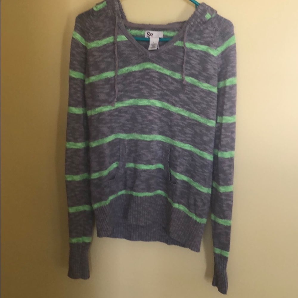 Hooded sweater